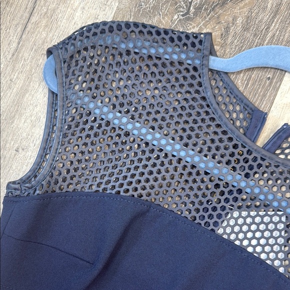 ❄️☀️Escada Navy Midi Dress with Mesh Detail - Picture 3 of 4